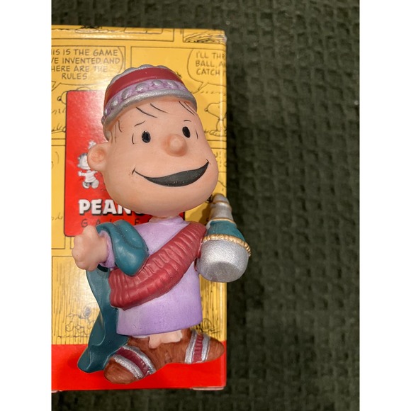 Hallmark Holiday Hallmark Peanuts Linus A Wise Man Nativity Scene